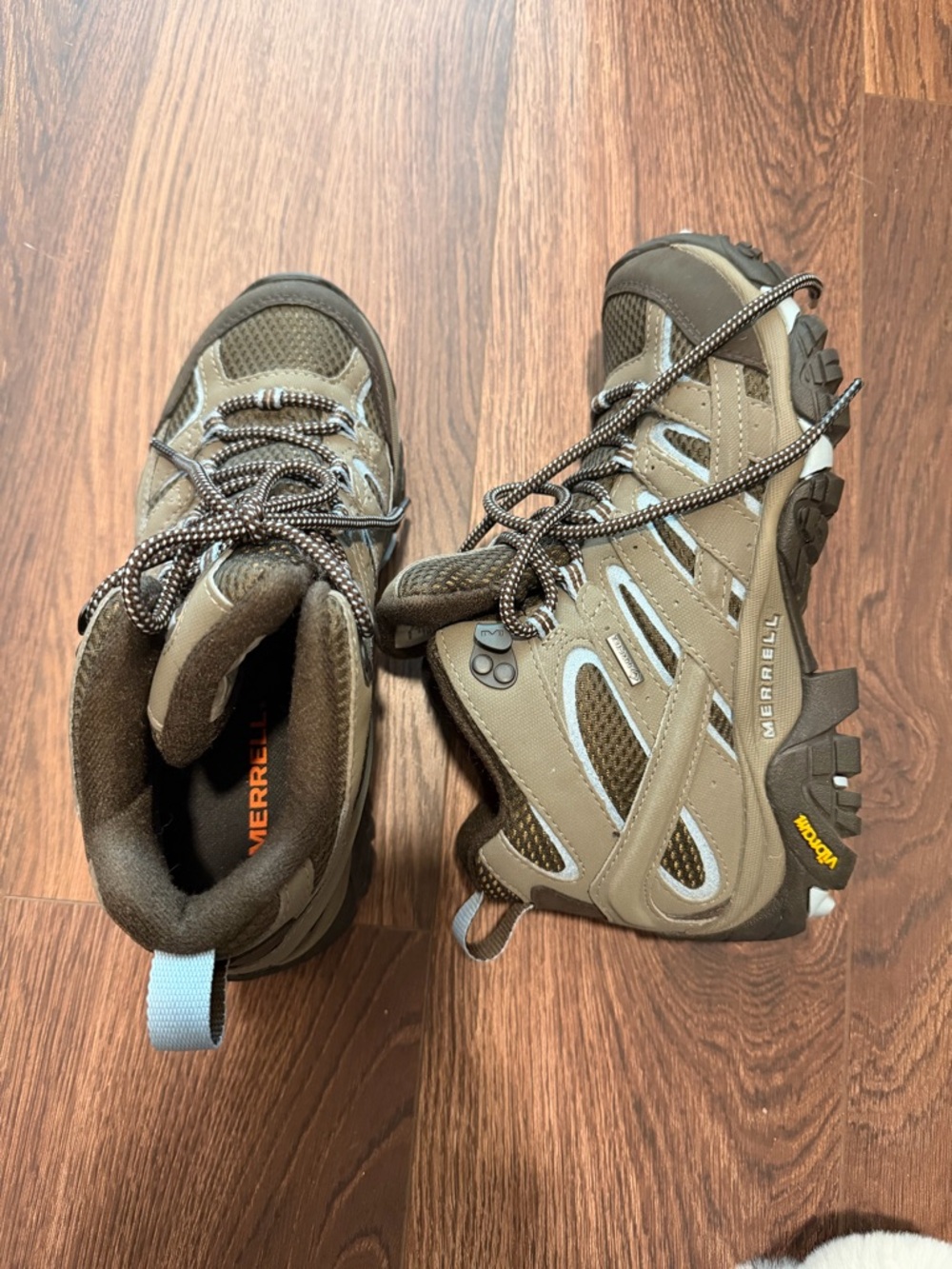 Merrell Women's Brown and Black Outdoor Boots